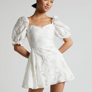 White Bailey Mini Dress - Puff Sleeve and Flare NWT 8